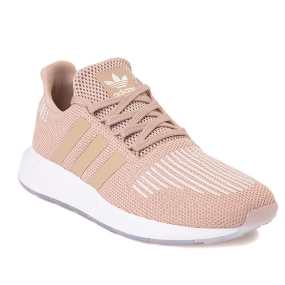 NEW Adidas Swift Run in Ash Pearl